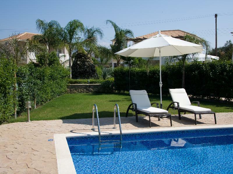 Mamfredas Luxury Resort Plános Dış mekan fotoğraf